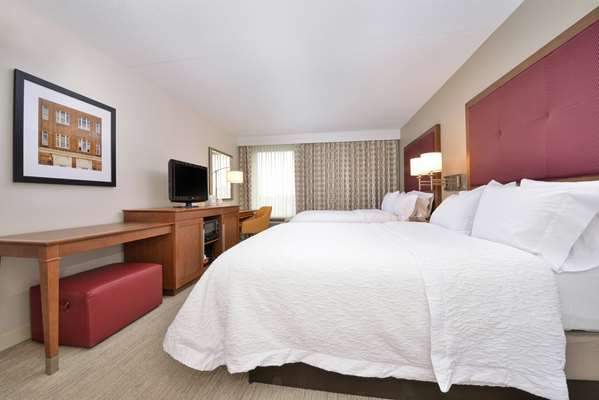  - Hampton Inn Martinsburg - I-81, Exit 12