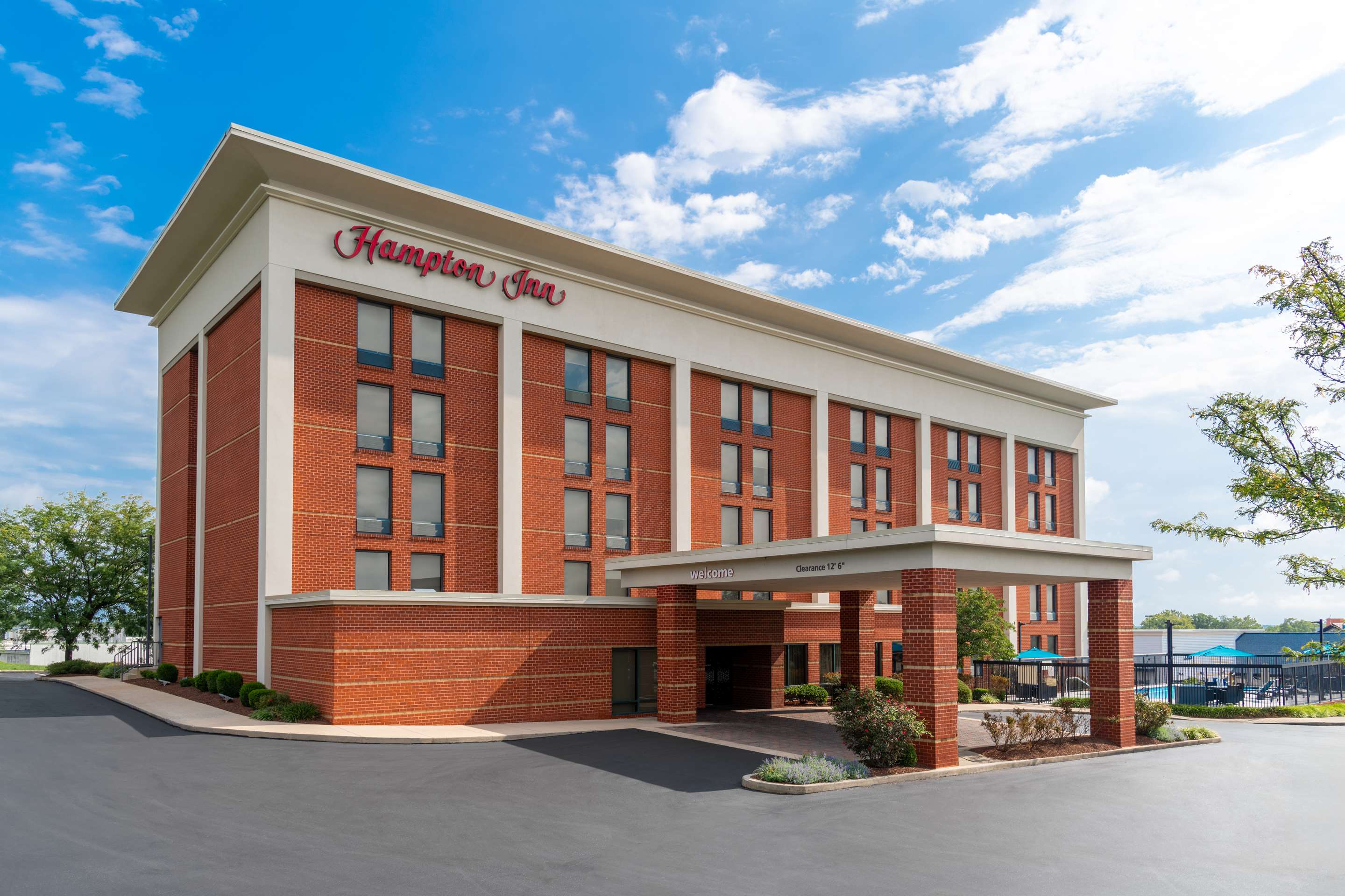 Exterior | Hampton Inn Martinsburg