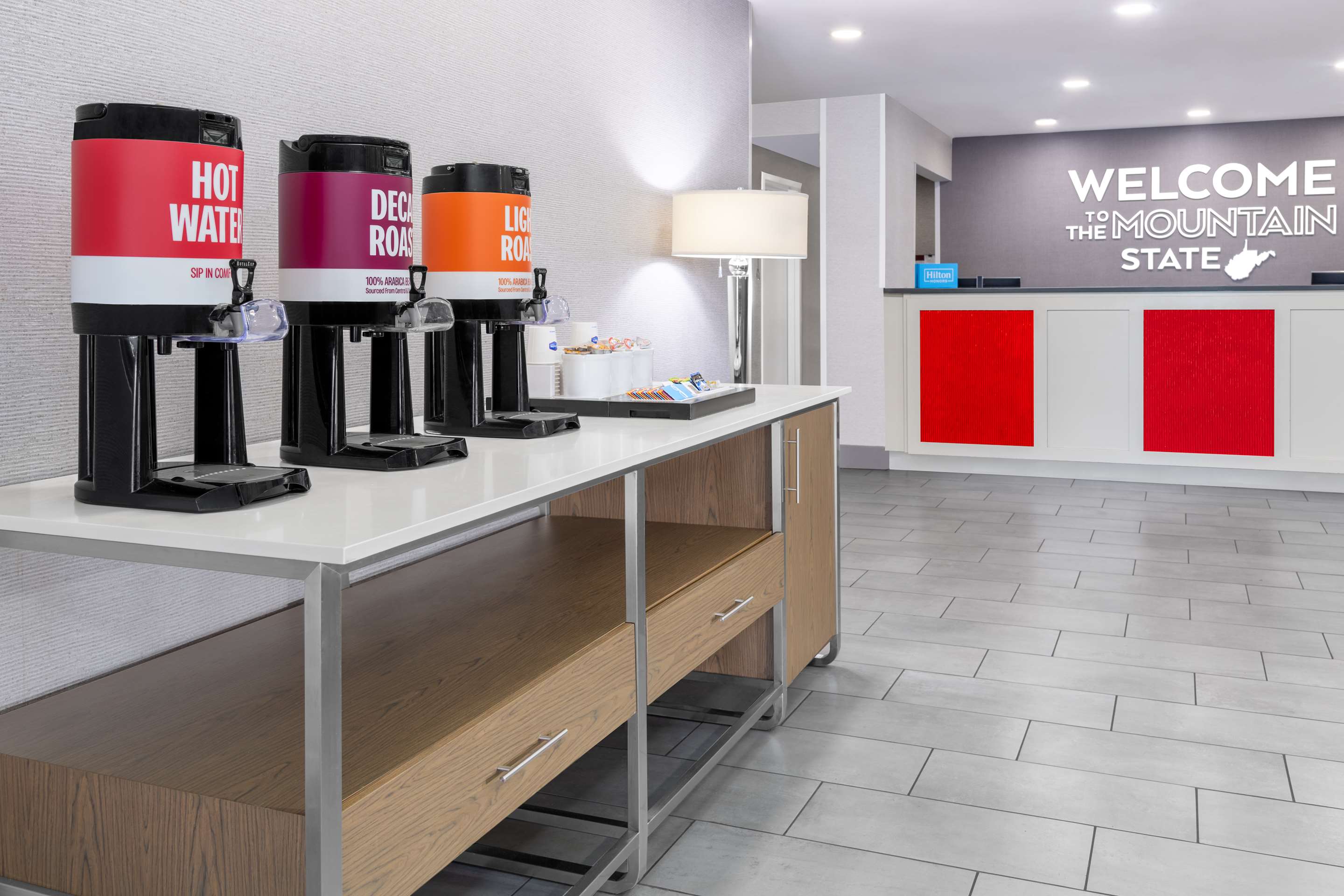Lobby | Hampton Inn Martinsburg