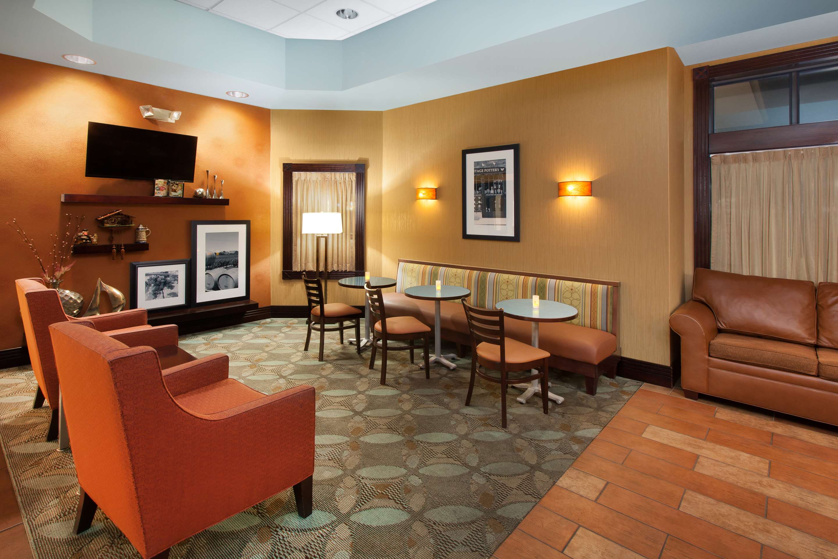 Reception | Hampton Inn Birch Run/Frankenmuth