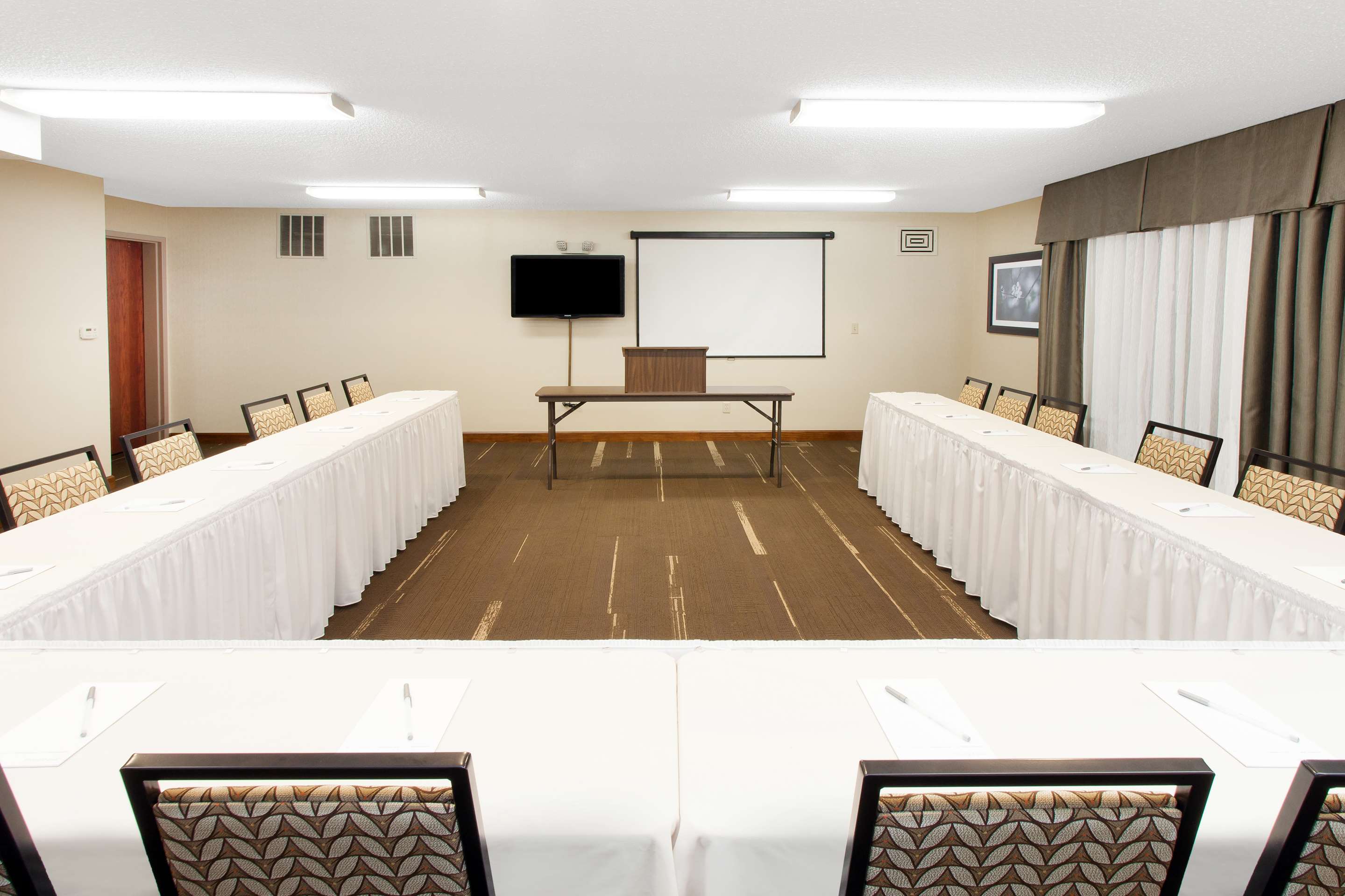 Meeting Room | Hampton Inn Birch Run/Frankenmuth