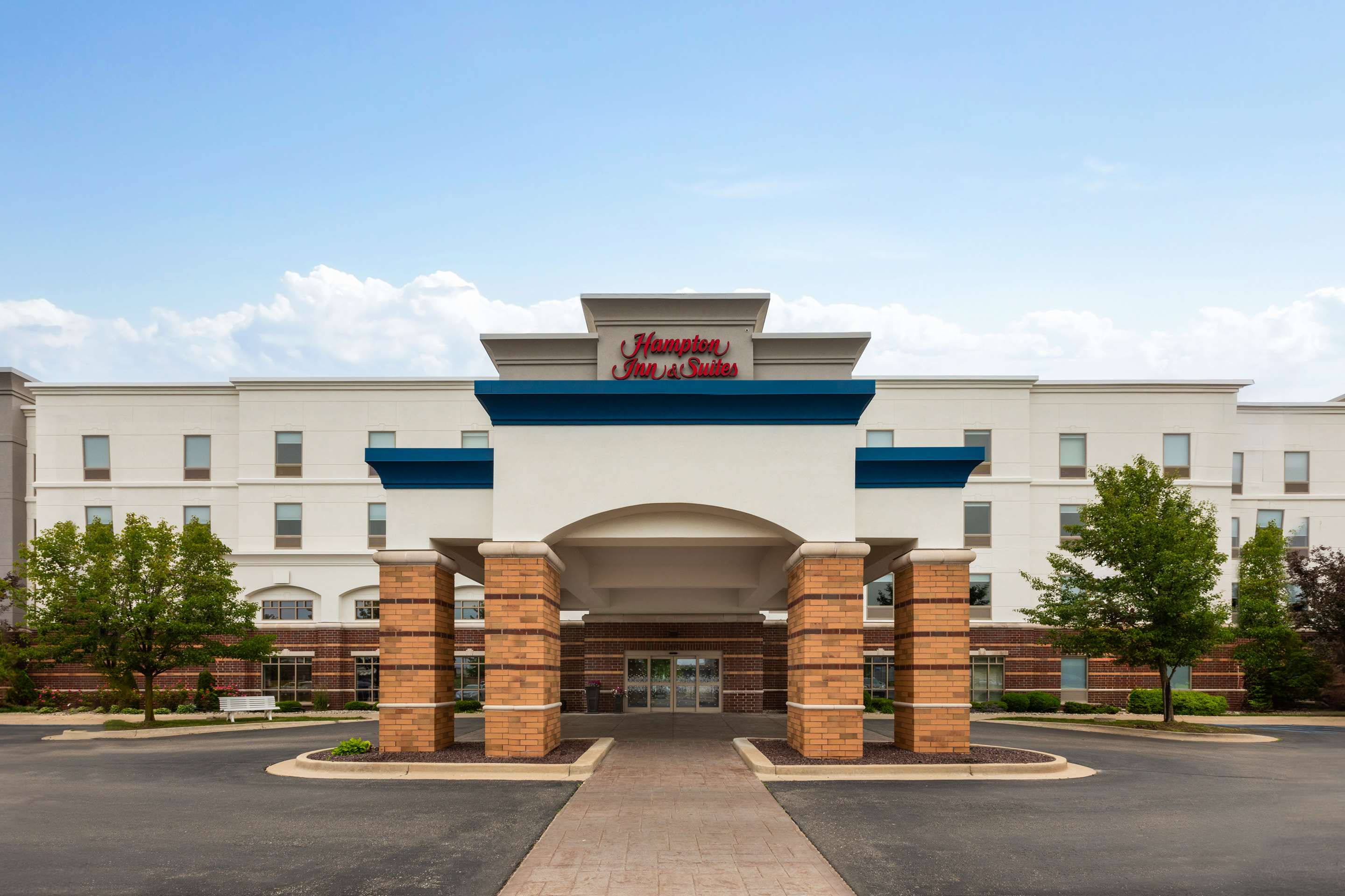Exterior | Hampton Inn & Suites Saginaw