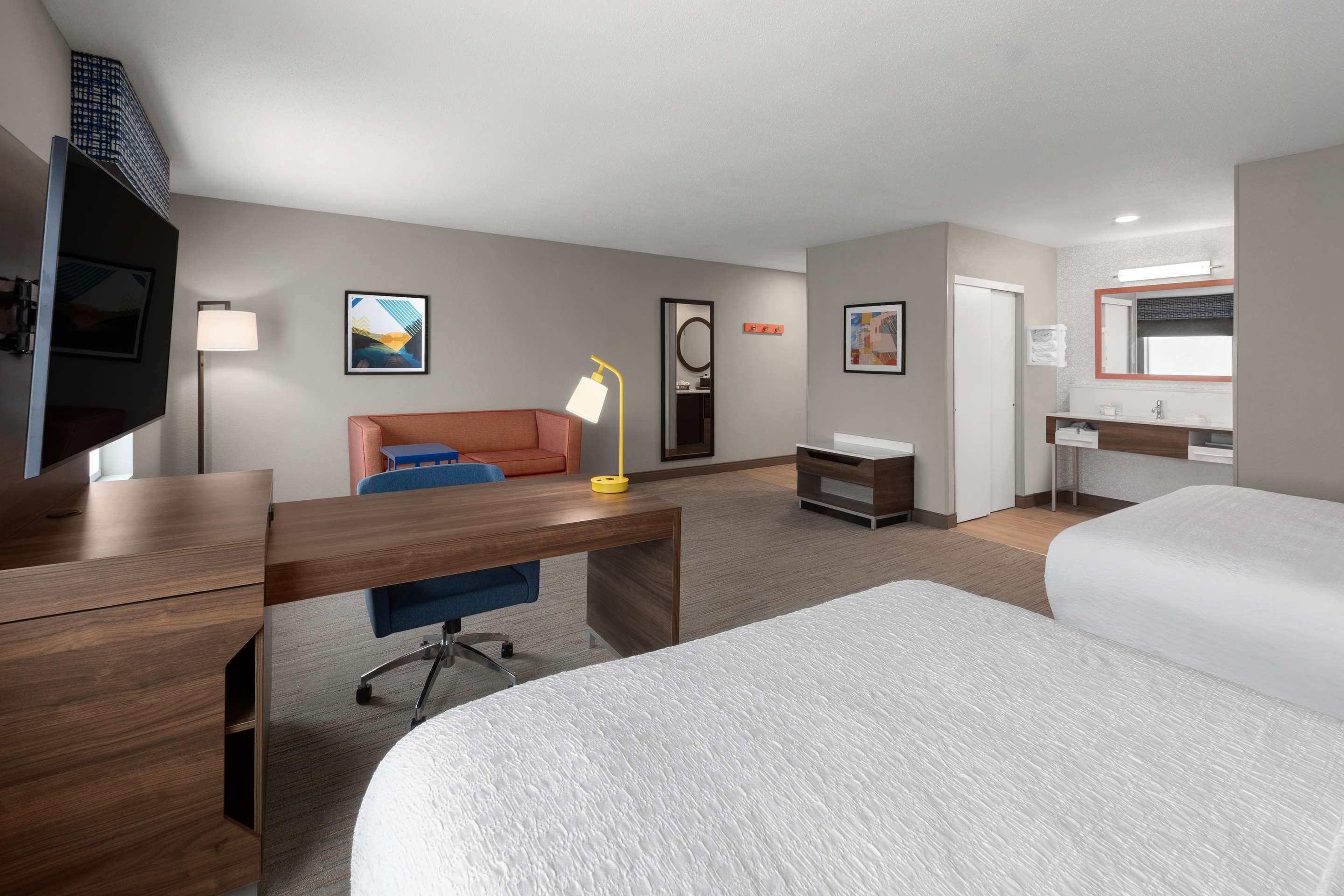 Guest room