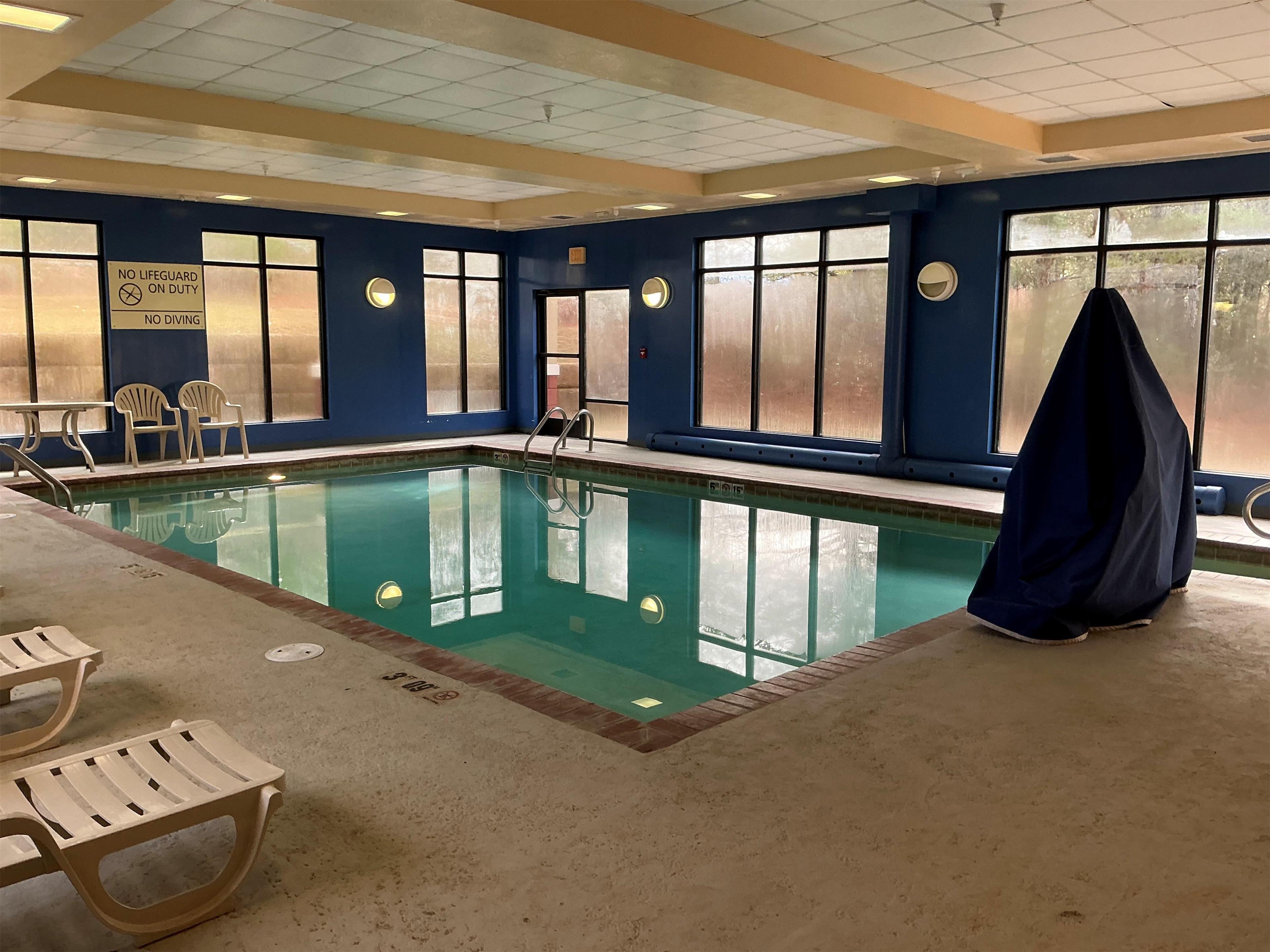 Pool | Hampton Inn & Suites McComb