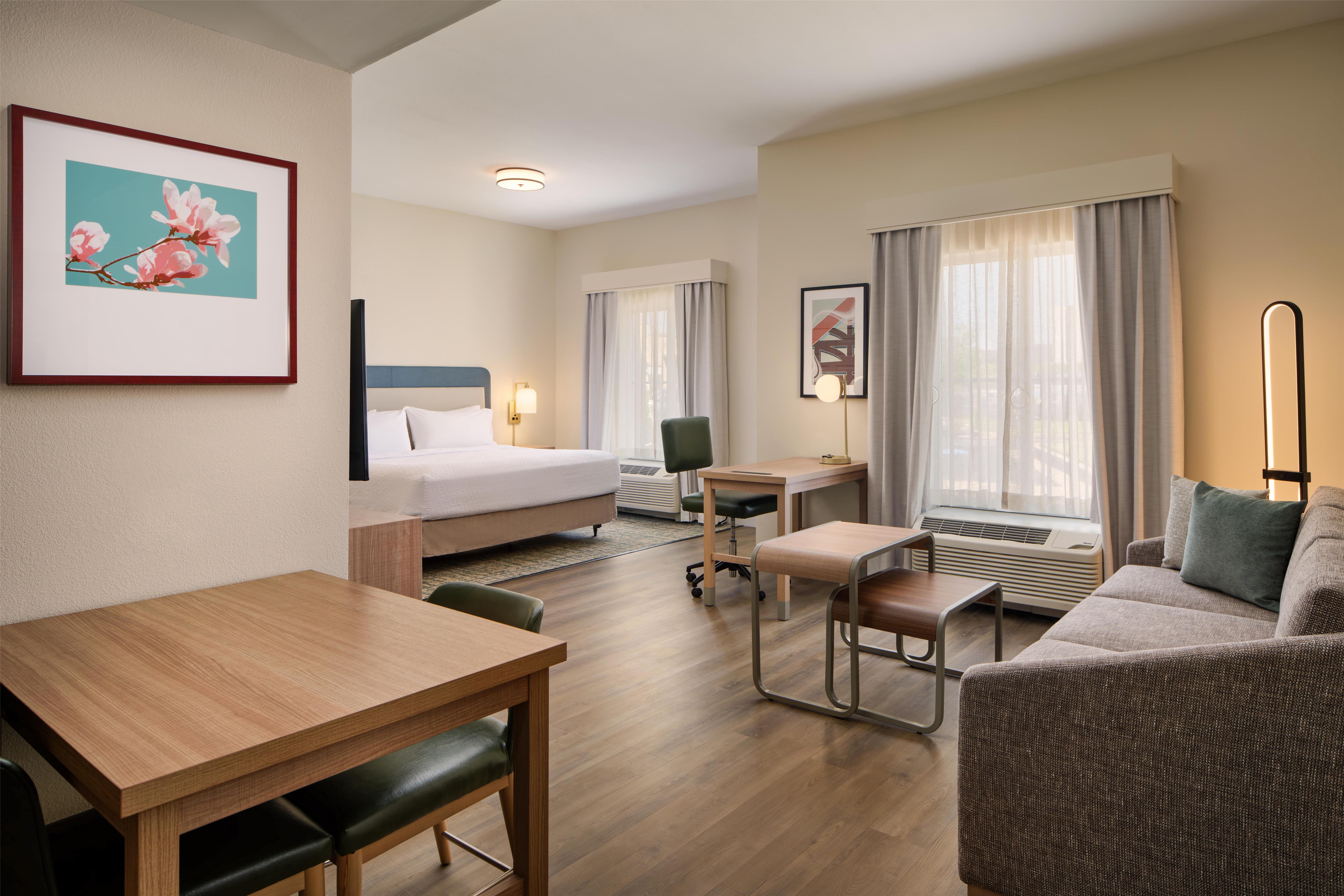 Homewood Suites Macon North Room Type - 1KG MOB HR ACC TUB STUD NS