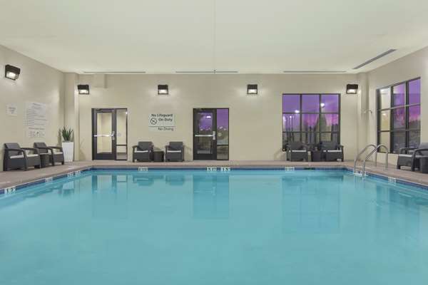 Pool - Hampton Inn & Suites Macon - I-75, Exit 169