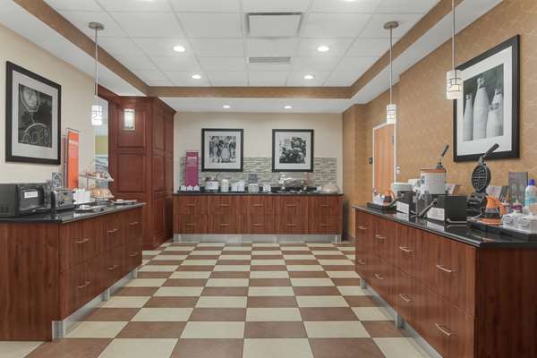 Amenities - Hampton Inn & Suites Macon - I-75, Exit 169