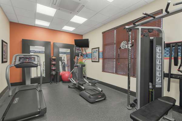 Fitness/ Exercise Room - Hampton Inn & Suites Macon - I-75, Exit 169
