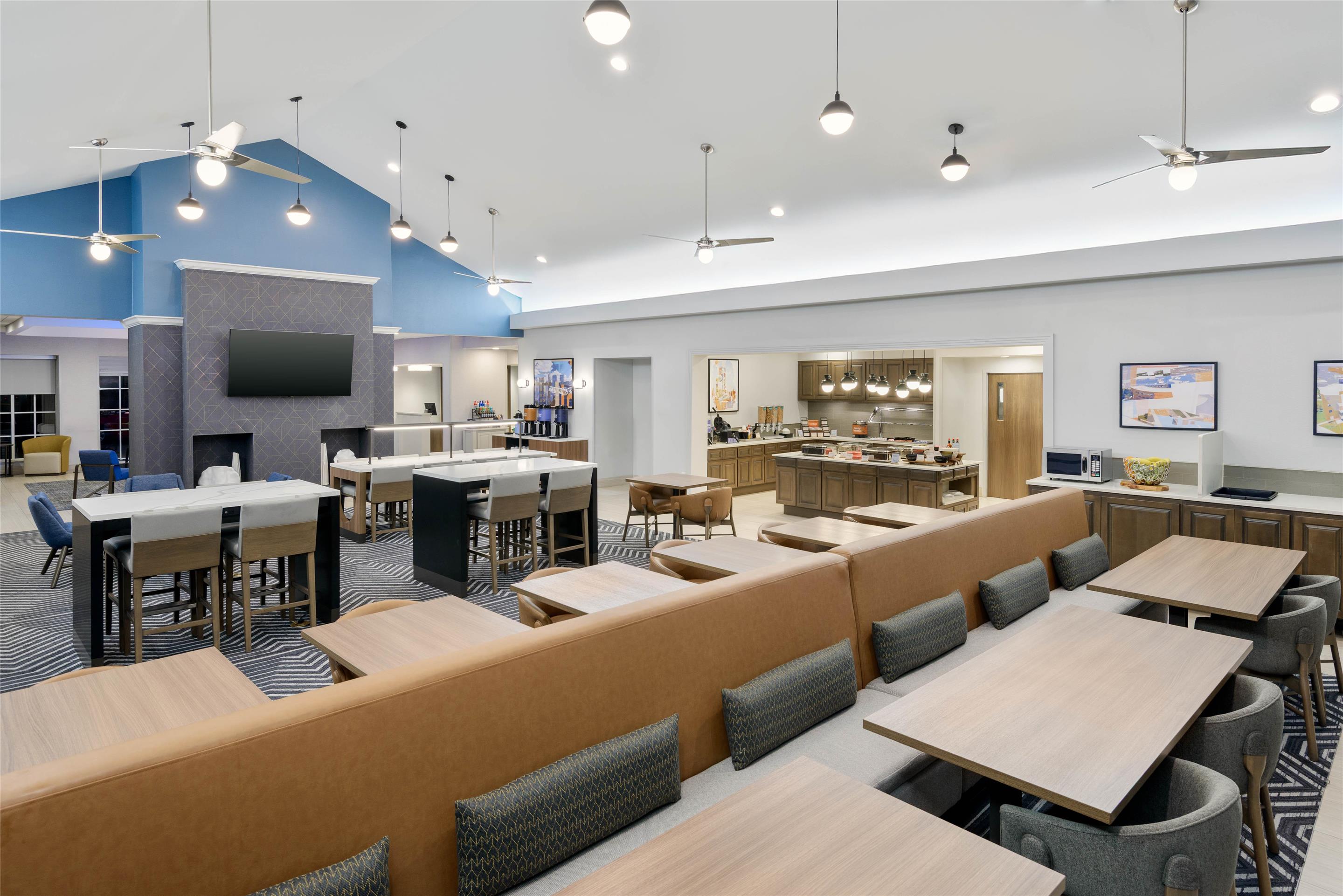 Breakfast Area | Homewood Suites by Hilton® Orlando-UCF Area