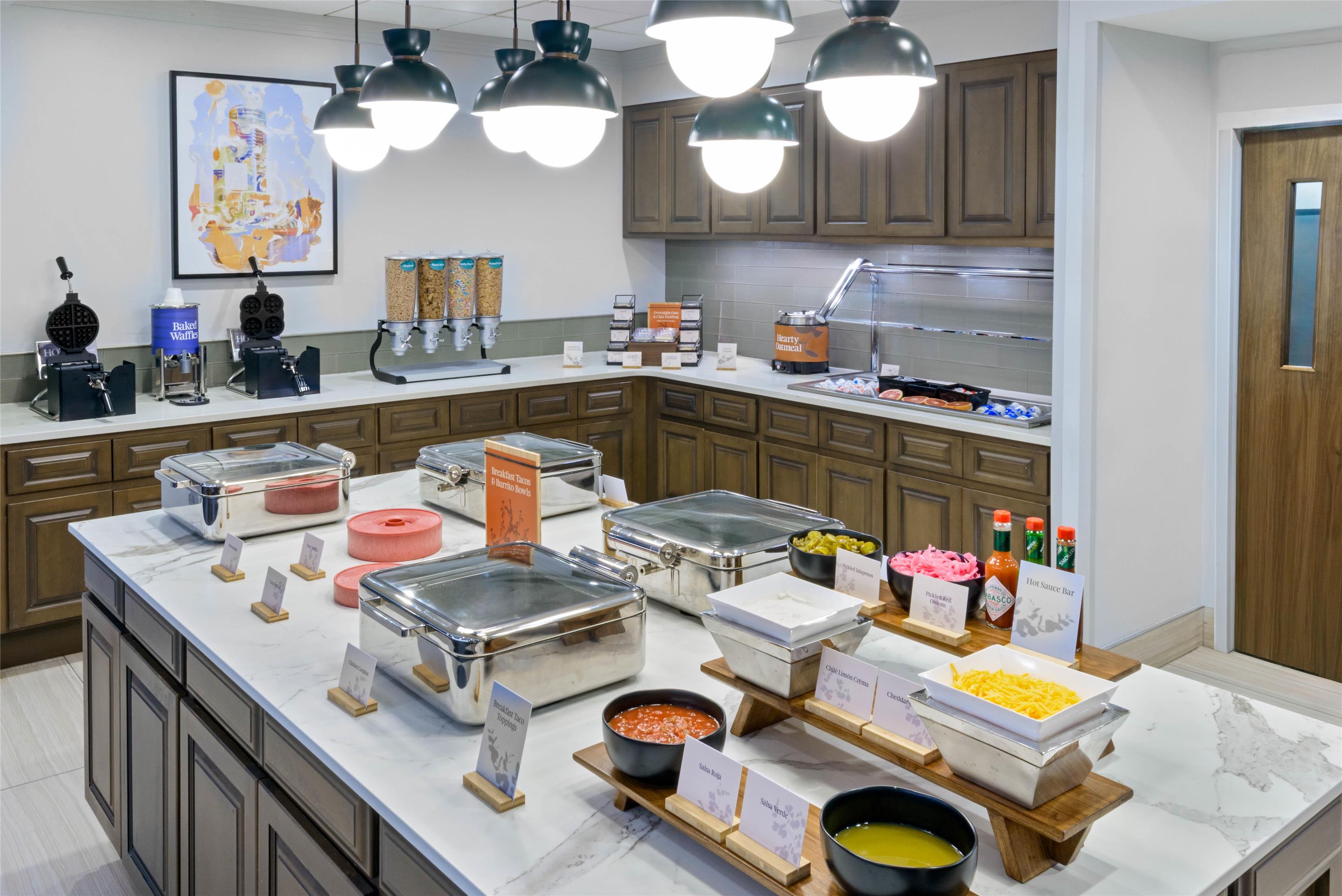 Breakfast Area | Homewood Suites by Hilton® Orlando-UCF Area