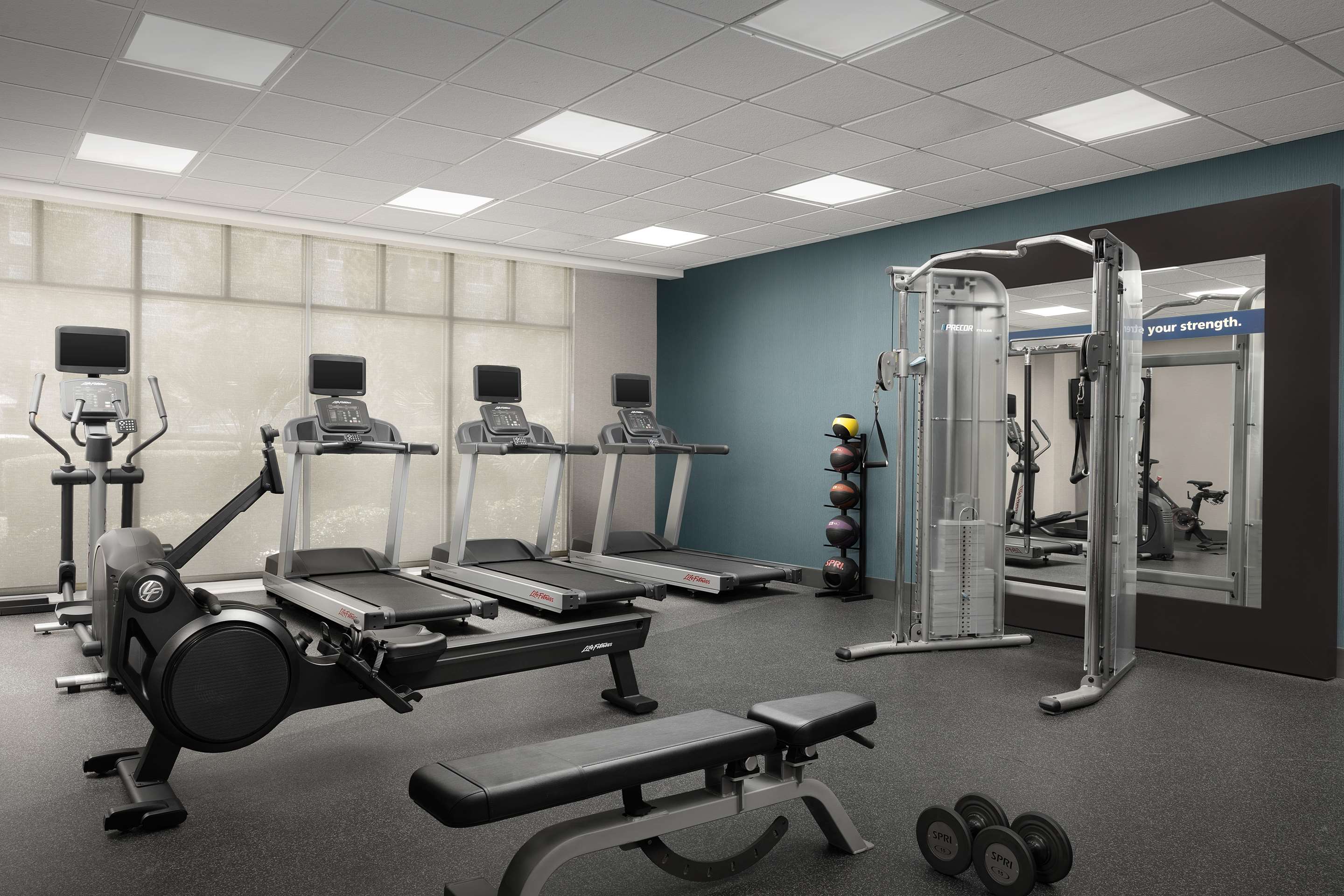 Health club fitness center gym | Hampton Inn & Suites Orlando North Altamonte Springs