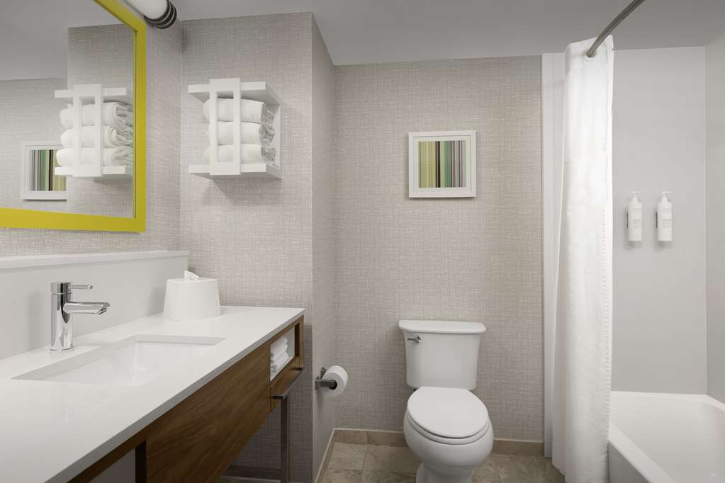 Hampton Inn & Suites Altamonte Springs Room Type - 2 QNS HEARING ACC NOSMOK