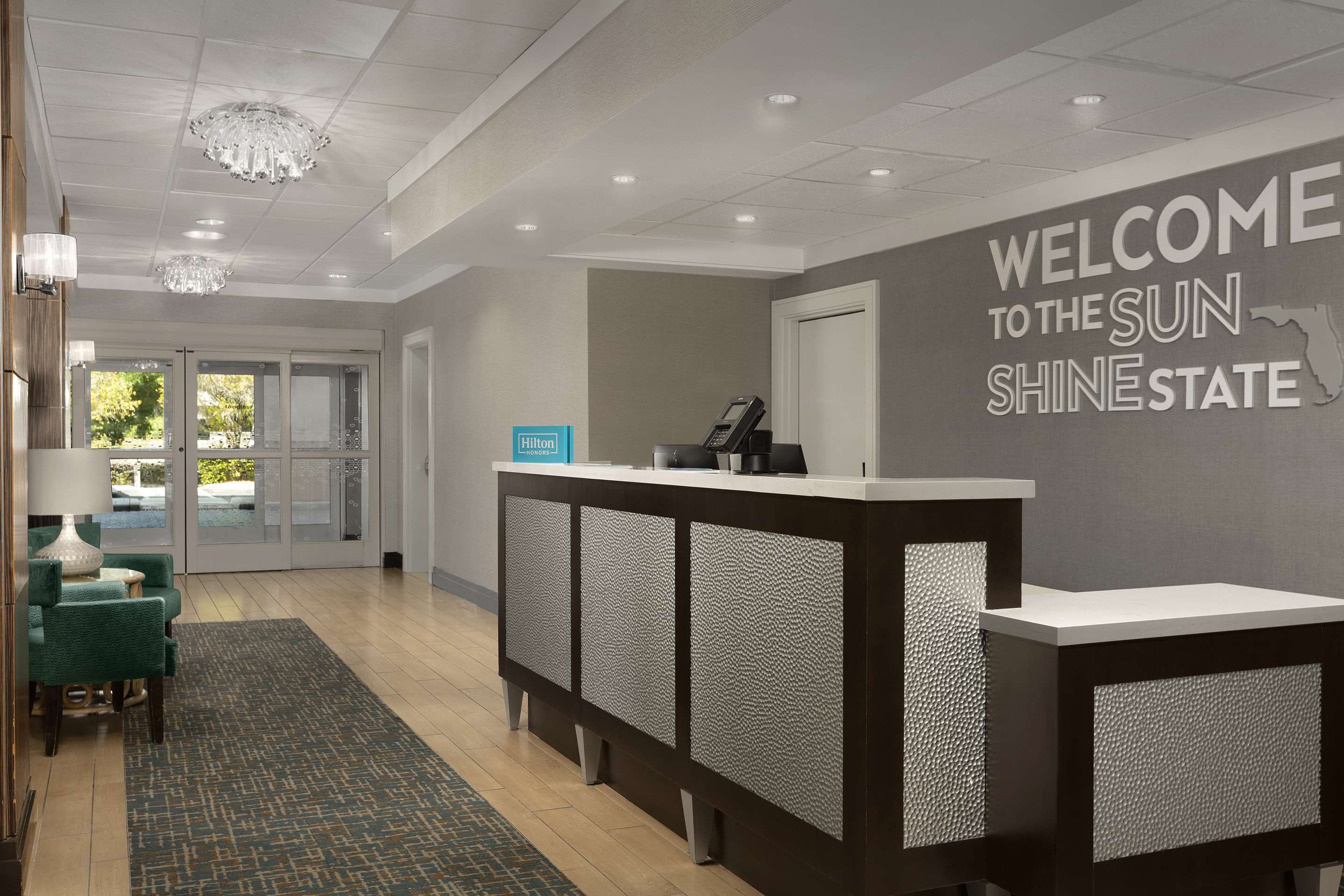 Reception | Hampton Inn & Suites Orlando North Altamonte Springs