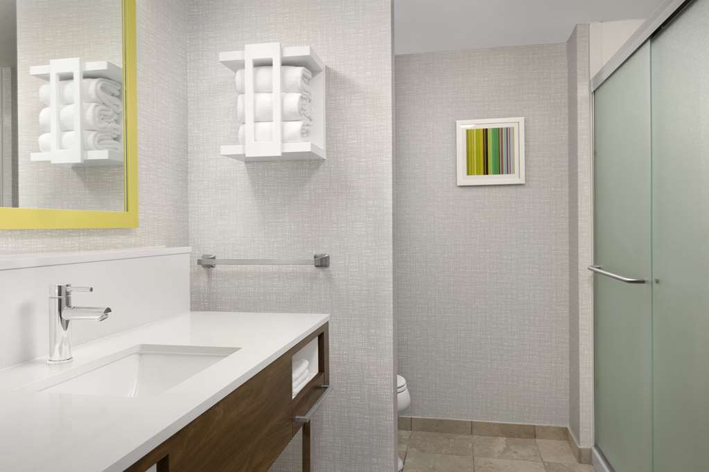 Hampton Inn & Suites Altamonte Springs Room Type - 1 KNG HEARING ACC NOSMOK