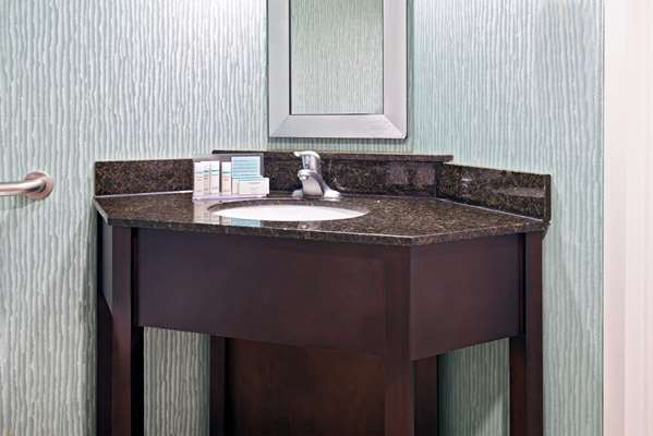  - Hampton Inn Airport Orlando