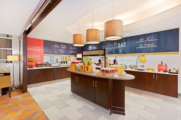Amenities - Hampton Inn Airport Orlando