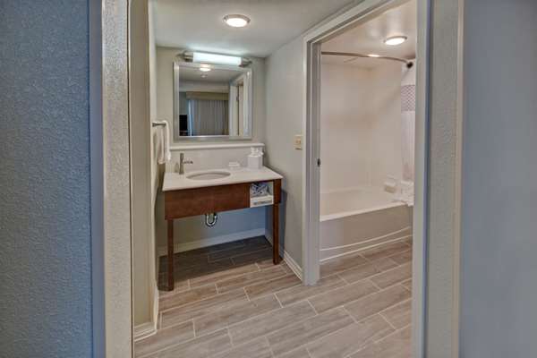  - Hampton Inn & Suites Clermont