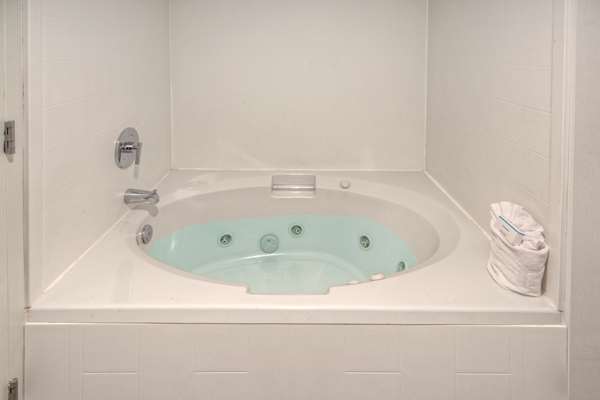  - Hampton Inn & Suites Clermont