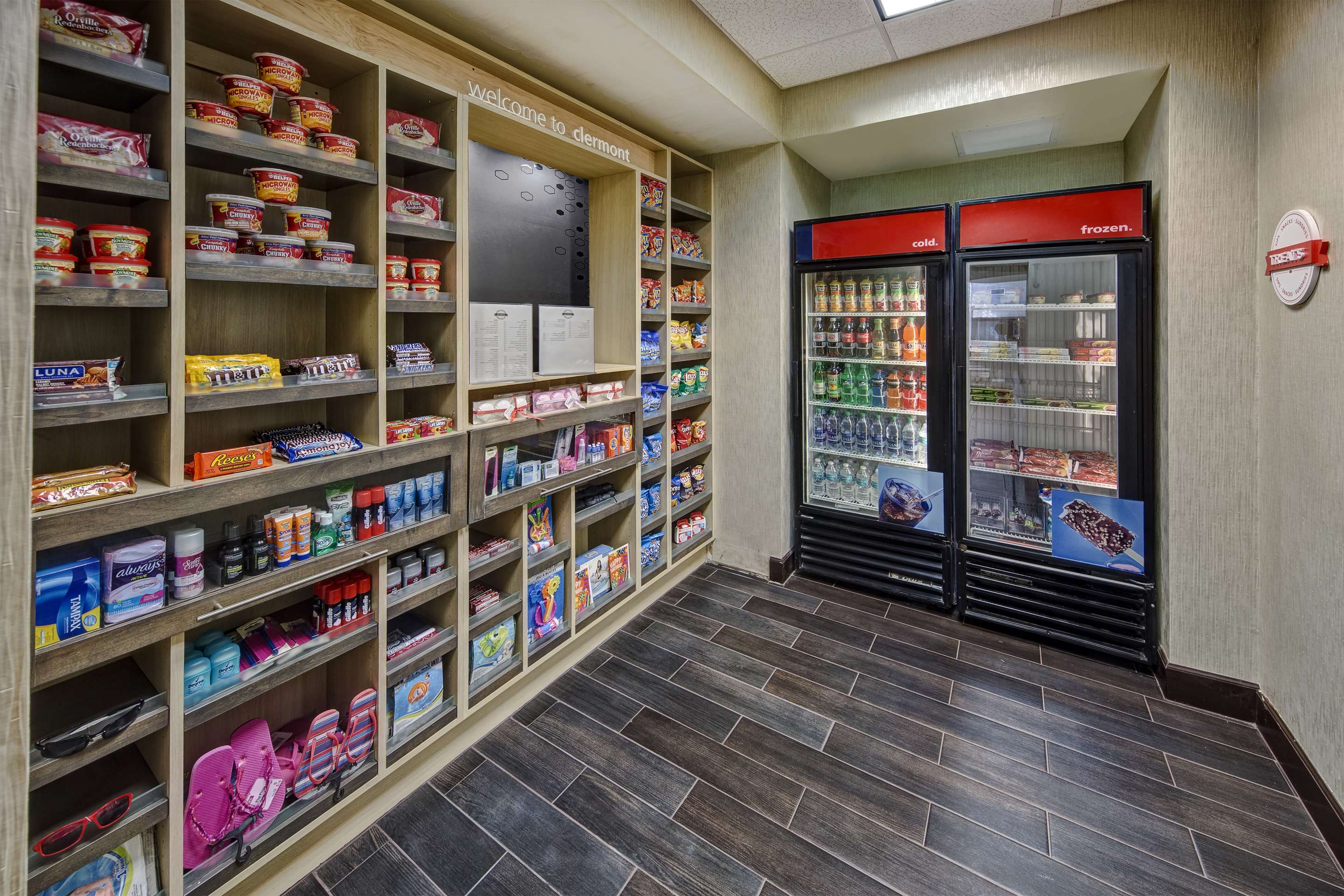 Restaurant | Hampton Inn & Suites Clermont