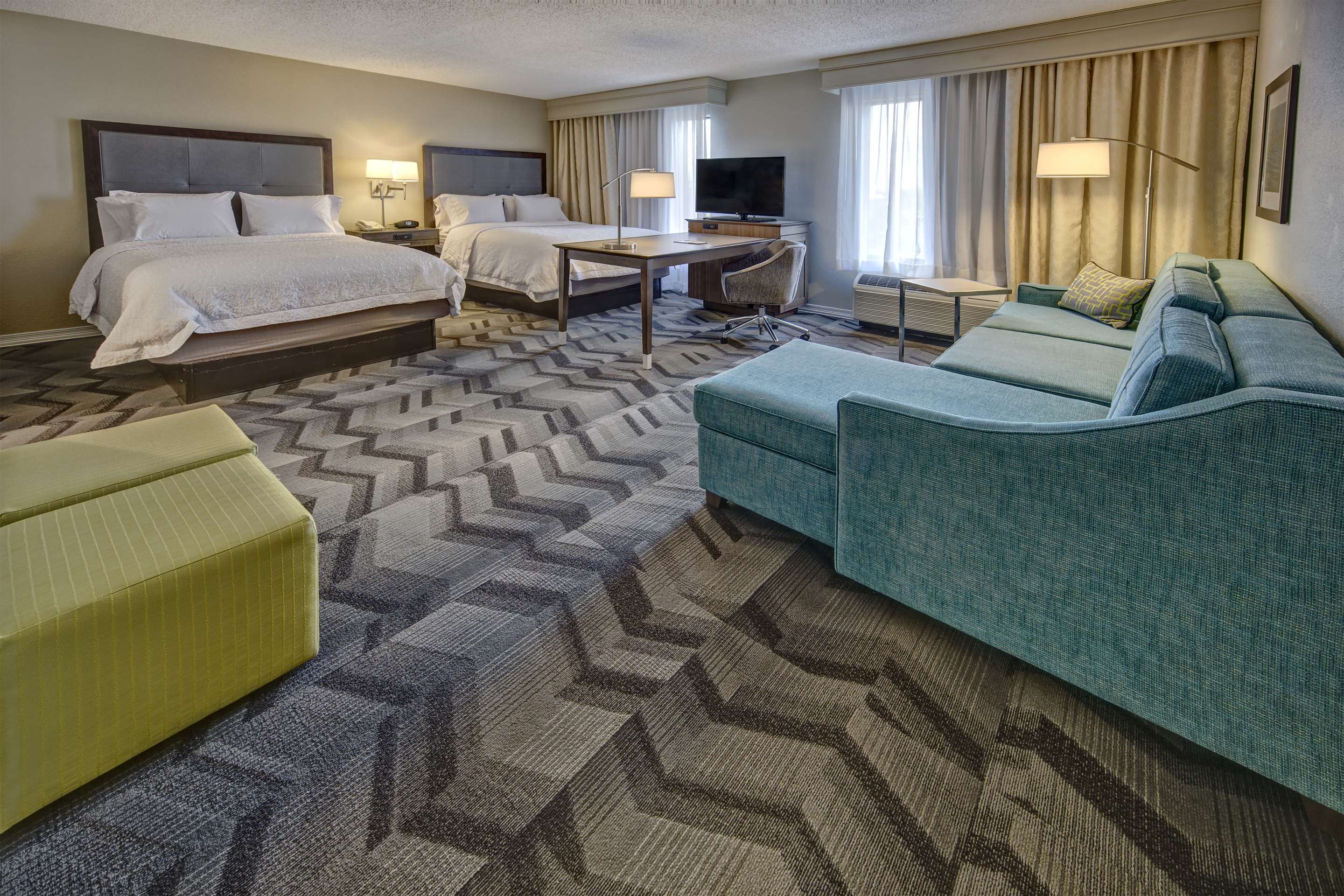 Guest room