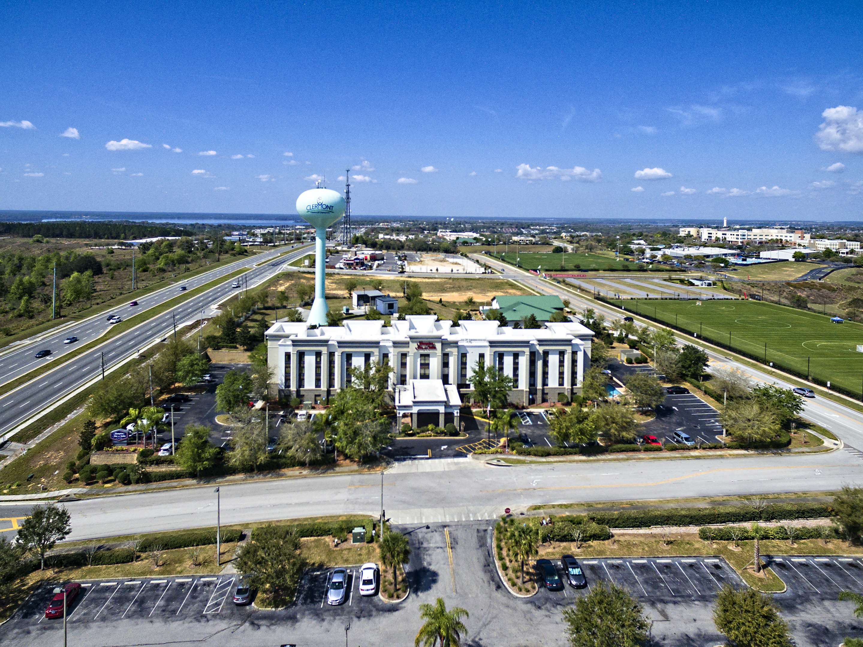 Exterior | Hampton Inn & Suites Clermont