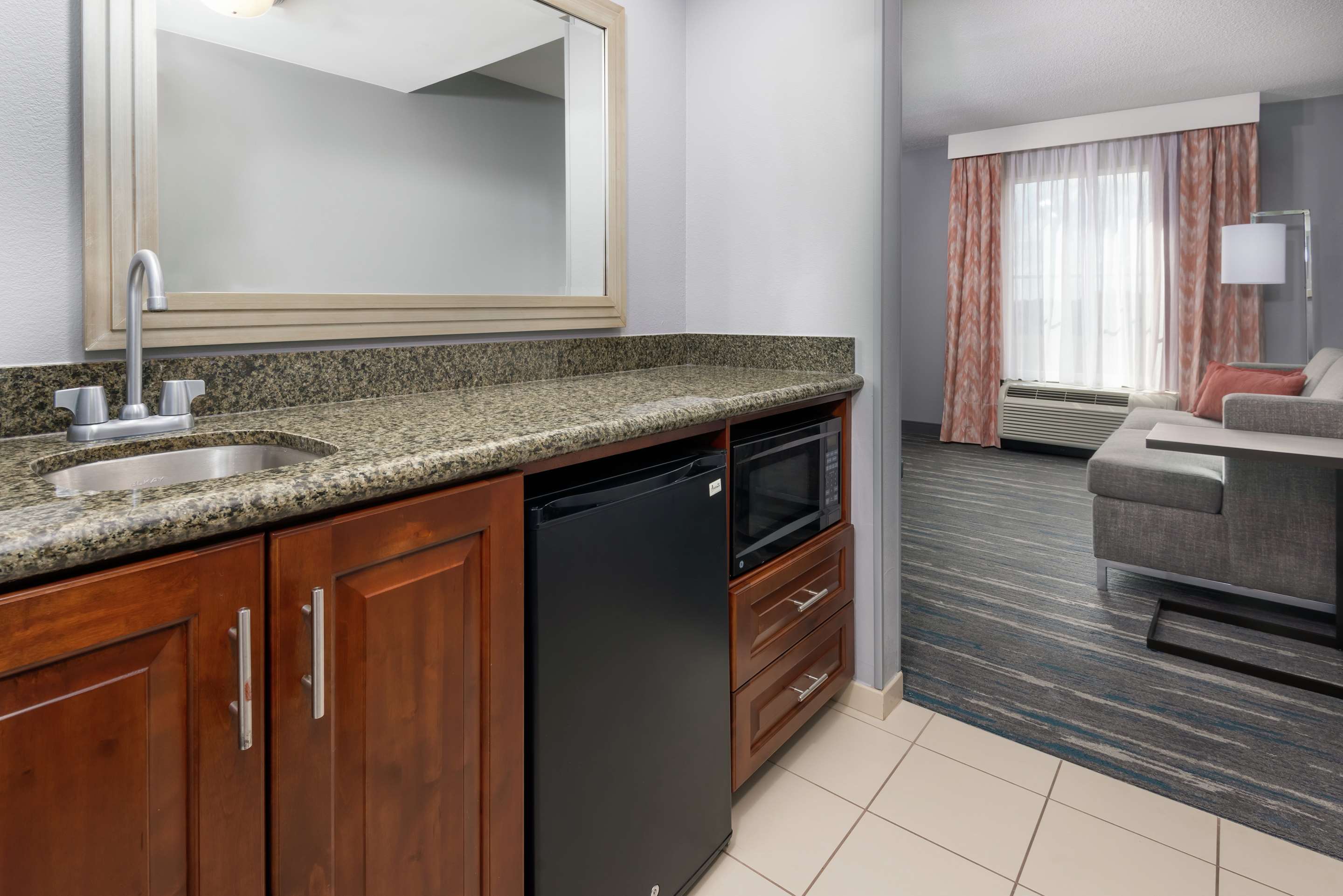 Guest room