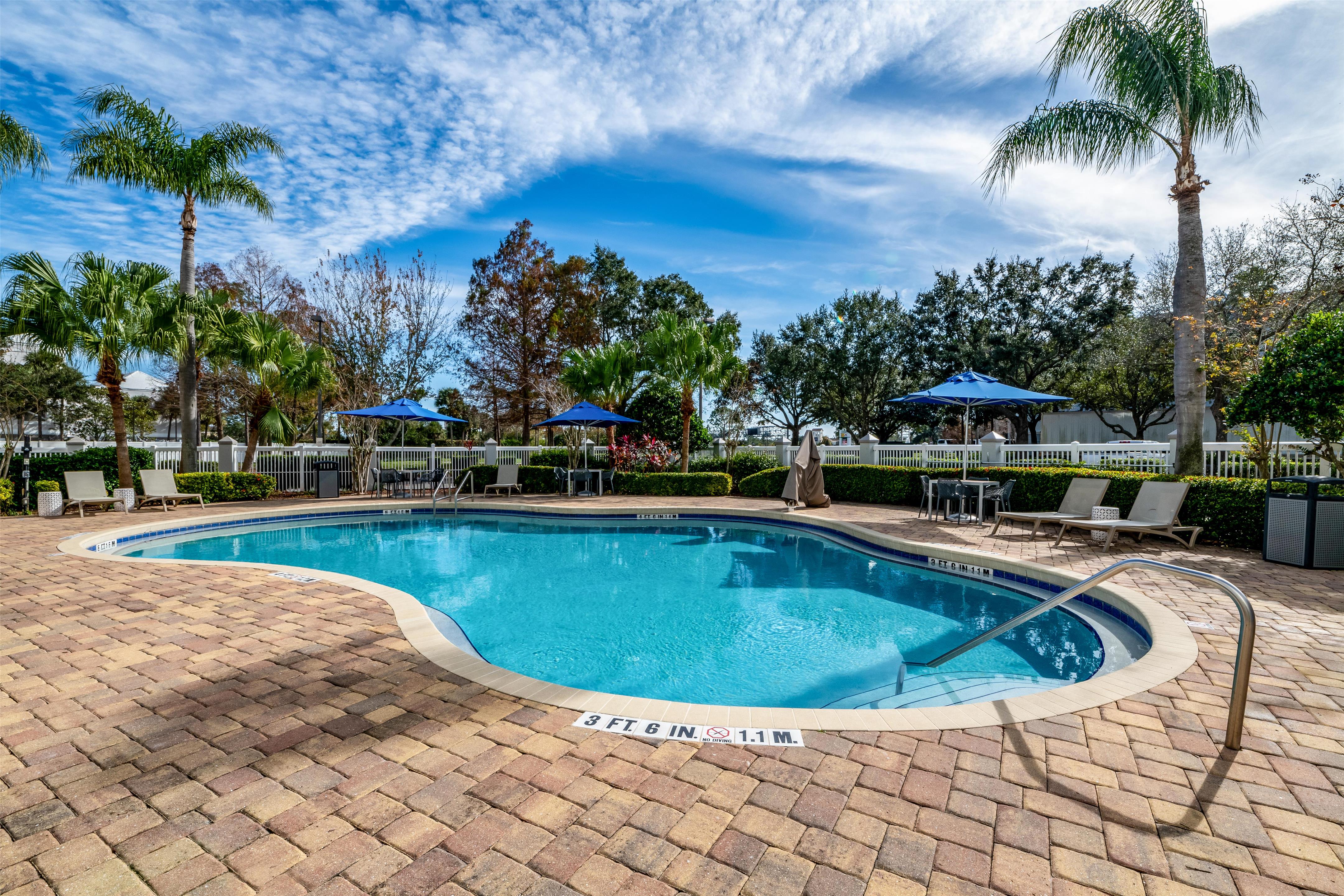 Pool | Hampton Inn Lake Buena Vista / Orlando