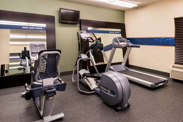 Fitness/ Exercise Room - Hampton Inn & Suites UCF Orlando