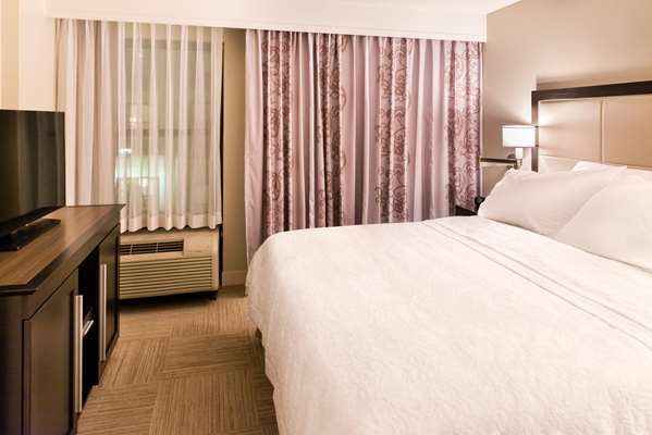  - Hampton Inn & Suites UCF Orlando