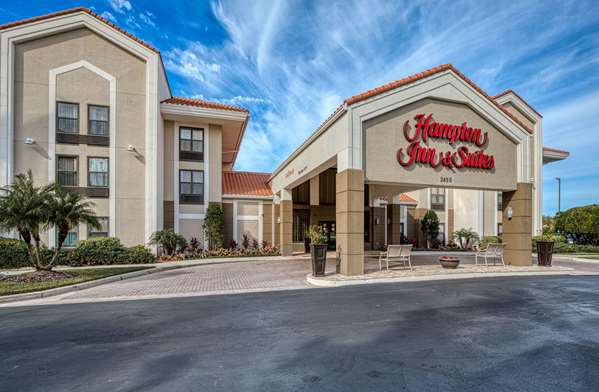 Exterior view - Hampton Inn & Suites UCF Orlando
