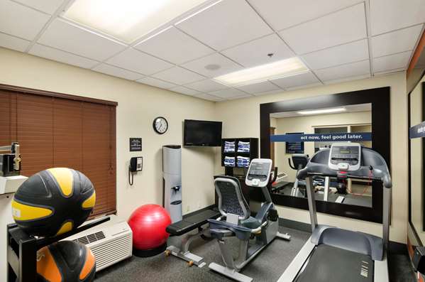Fitness/ Exercise Room - Hampton Inn Mt Dora