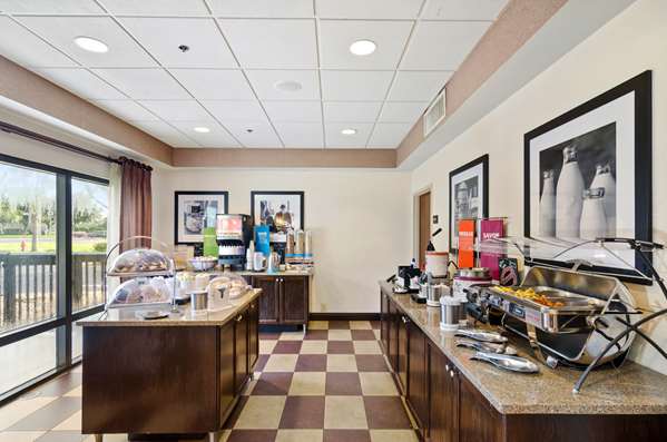 Restaurant - Hampton Inn Mt Dora