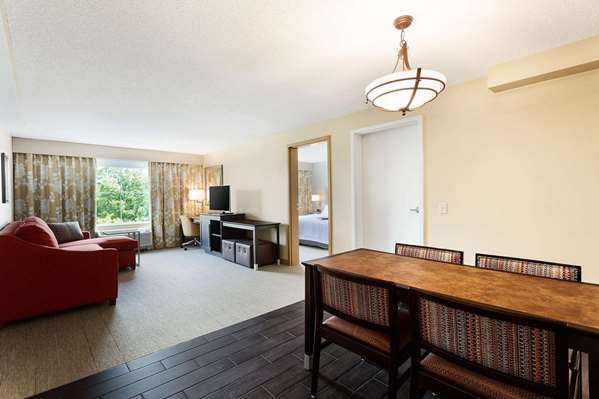  - Hampton Inn & Suites Hummelstown