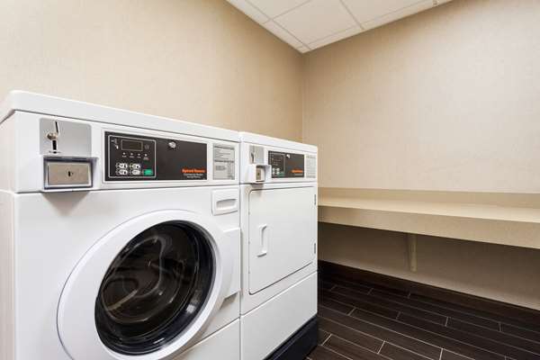  - Hampton Inn & Suites Hummelstown