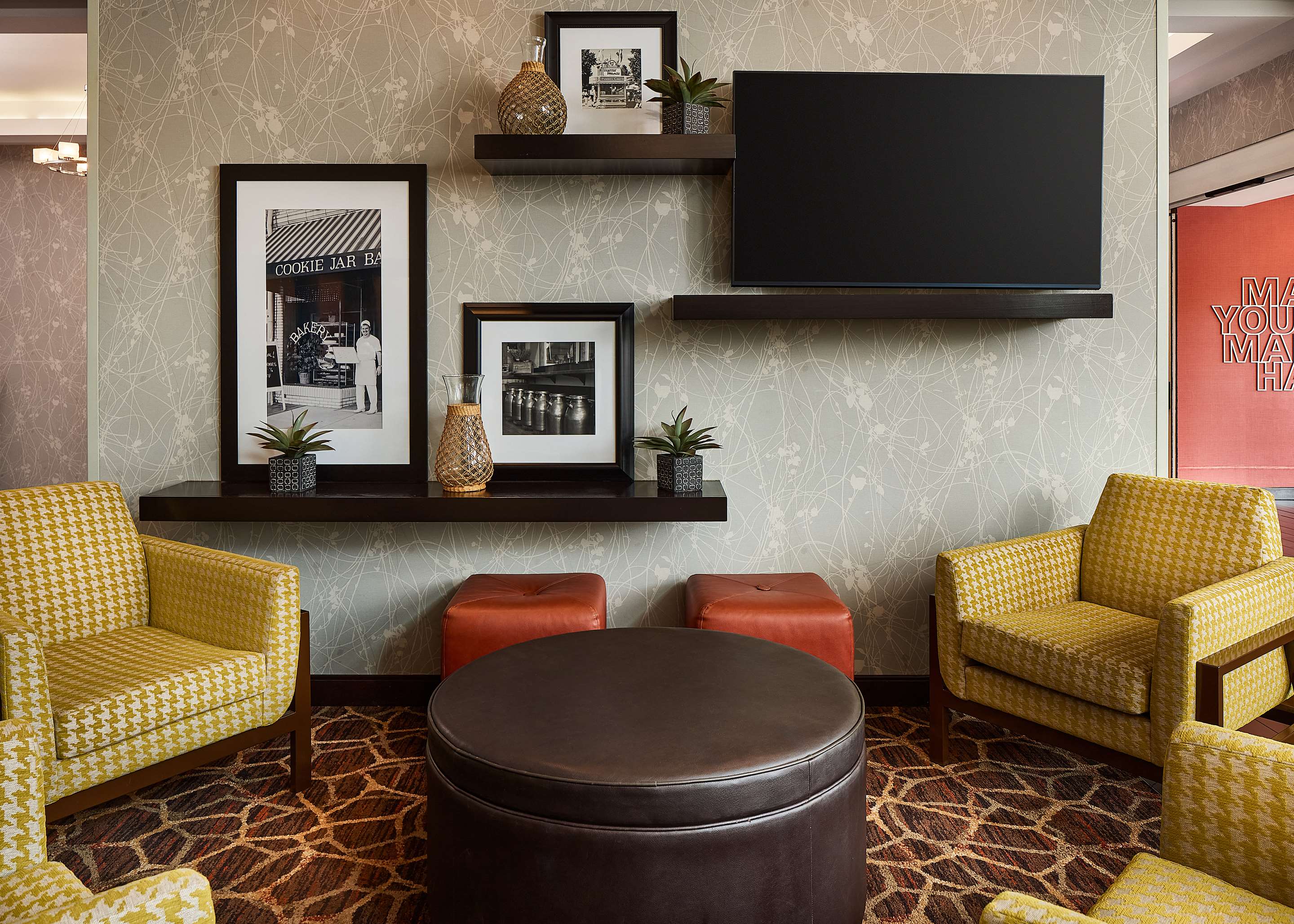 Lobby | Hampton Inn & Suites Hershey Near The Park
