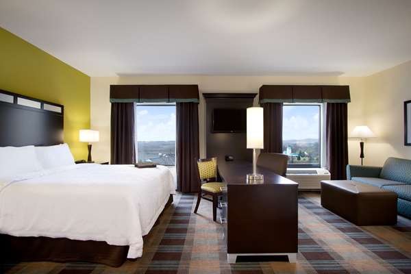  - Hampton Inn & Suites South York