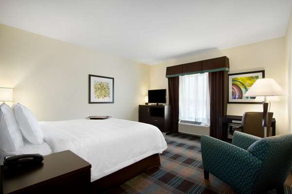  - Hampton Inn & Suites South York