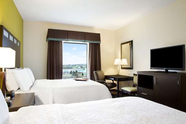  - Hampton Inn & Suites South York