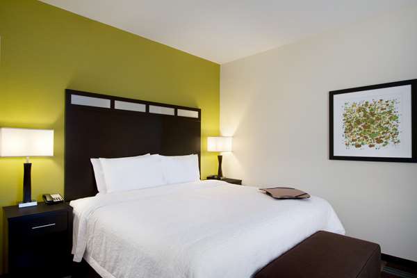  - Hampton Inn & Suites South York