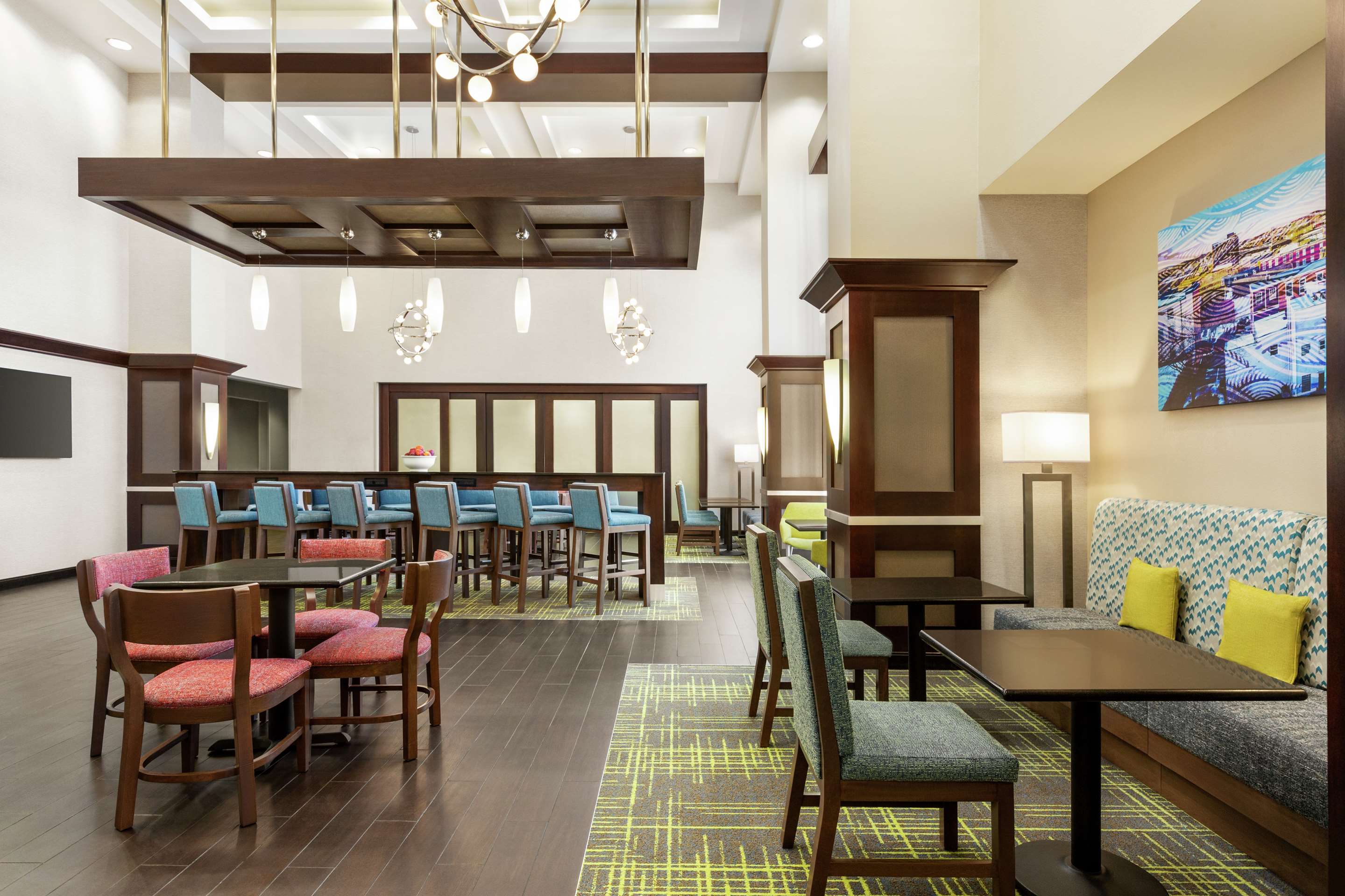 Lobby | Hampton Inn & Suites York South