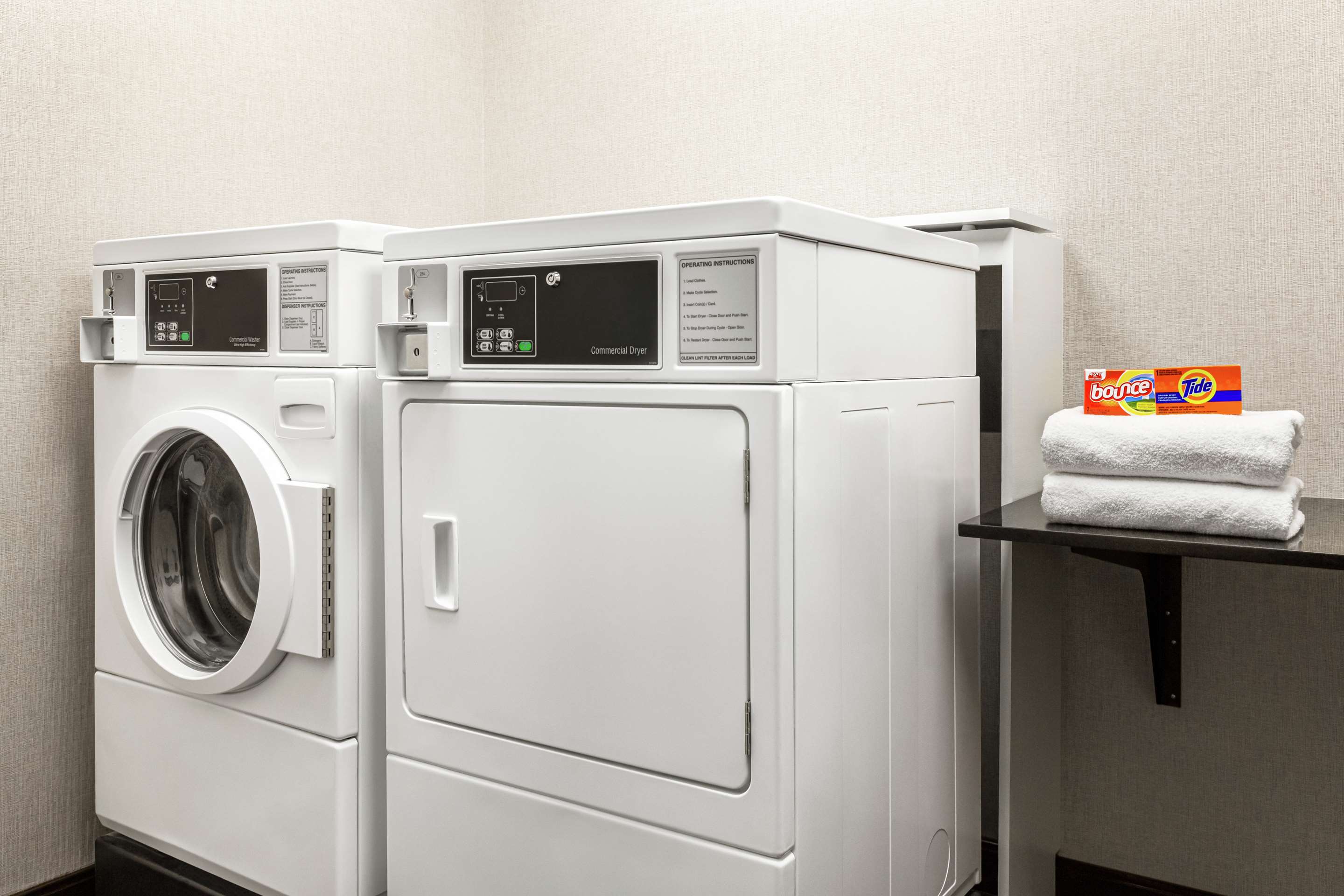 Property amenity | Hampton Inn & Suites York South