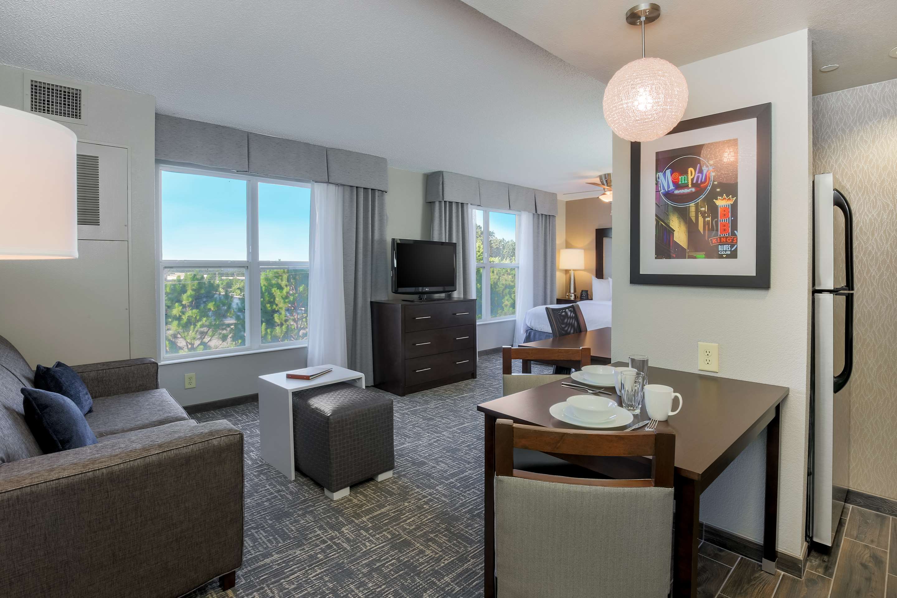 Guest room