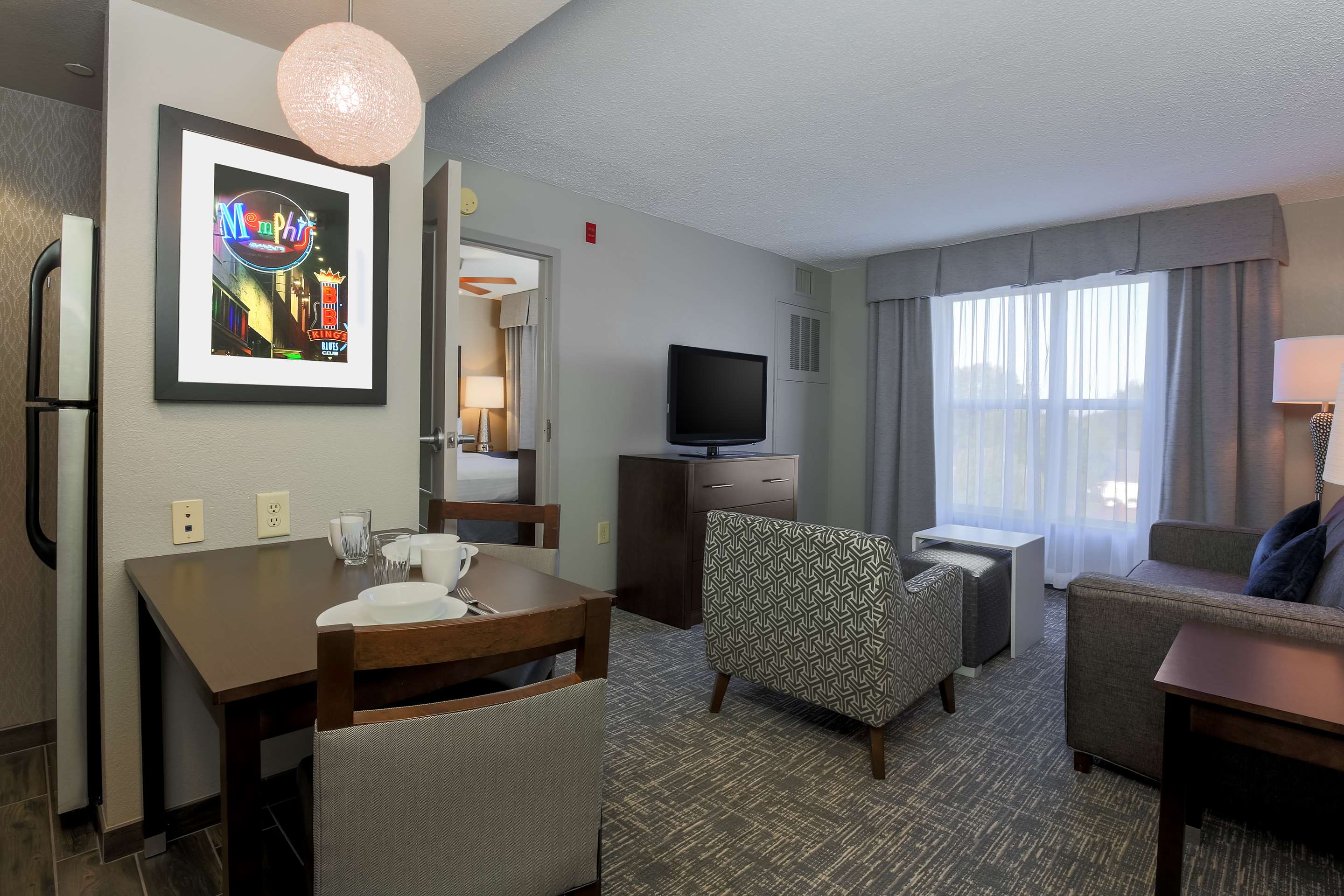 Guest room