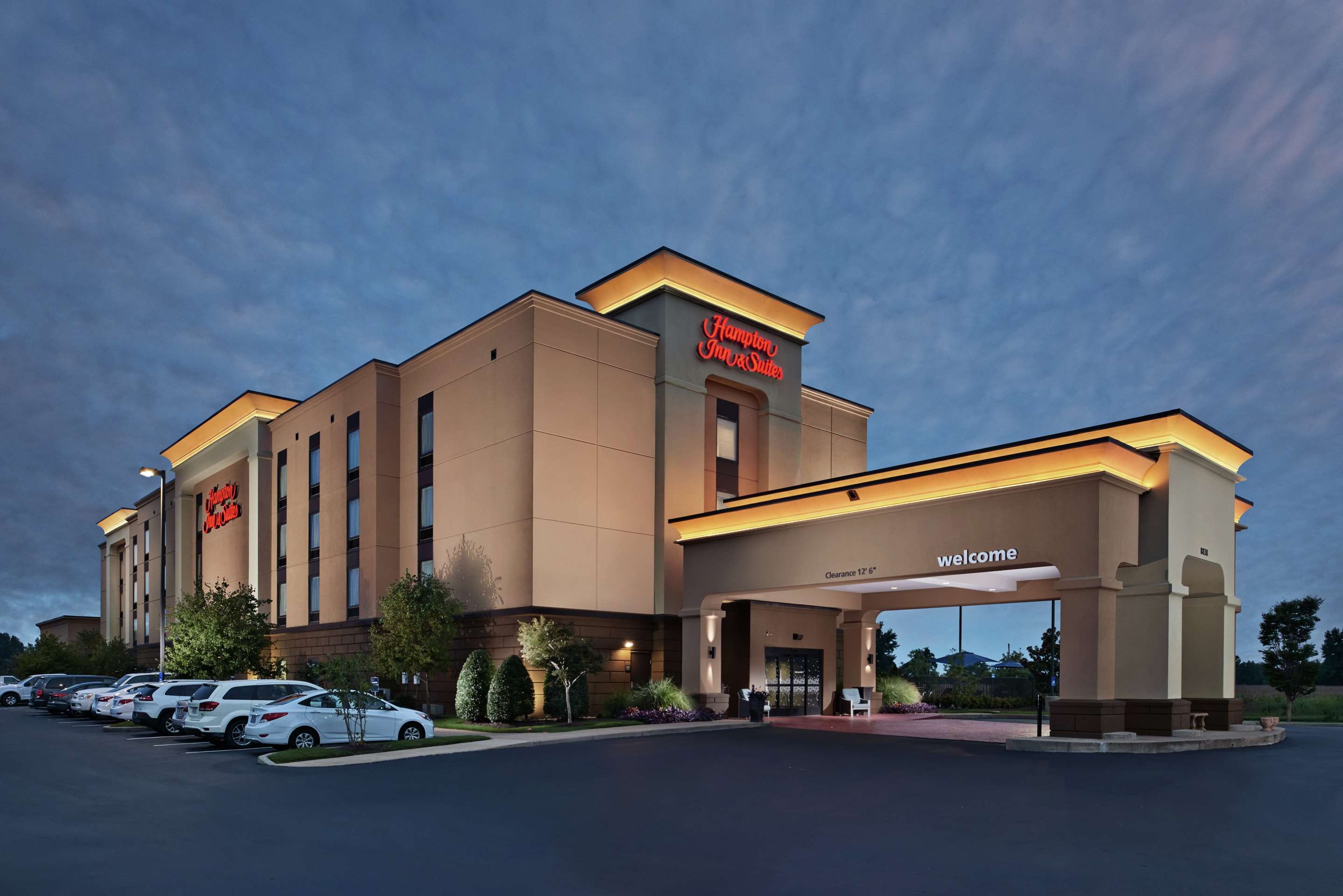 Exterior | Hampton Inn & Suites Millington