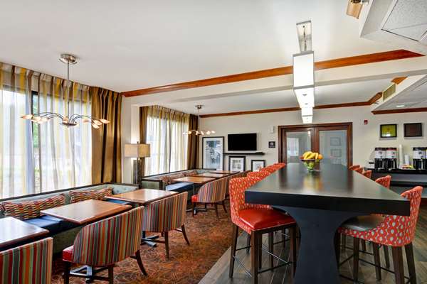 Amenities - Hampton Inn Poplar Avenue Memphis