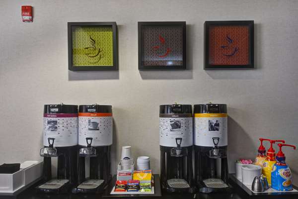 Amenities - Hampton Inn Poplar Avenue Memphis