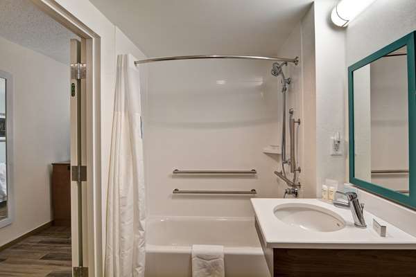  - Hampton Inn Poplar Avenue Memphis