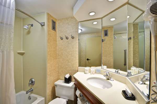  - Hampton Inn Poplar Avenue Memphis