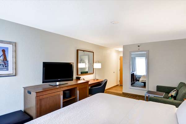  - Hampton Inn Poplar Avenue Memphis