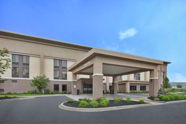 Exterior view - Hampton Inn Marietta